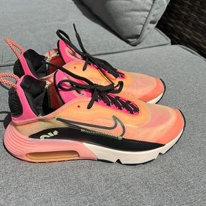 Nike AirMax 2090
